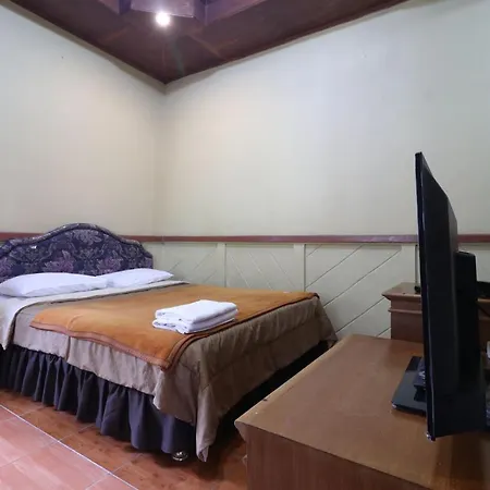 Kampung Pa'Go Resort Hotel